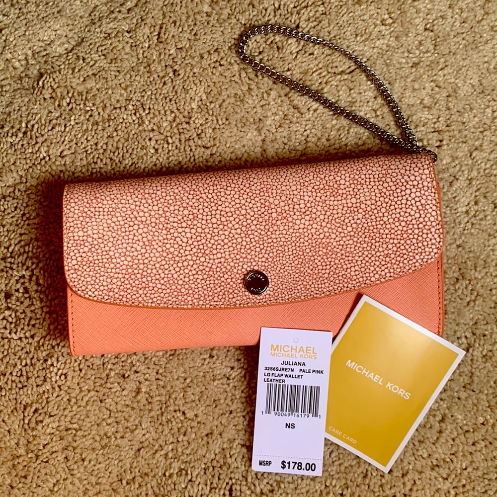 Michael Kors Pink Wallet / Wristlet